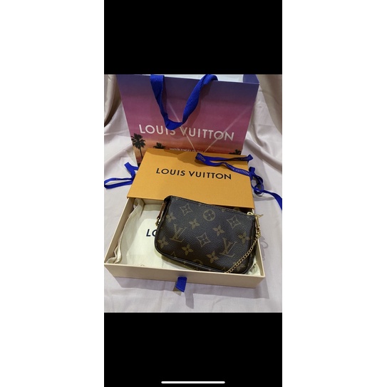 lV mini  pochette monogram ori new