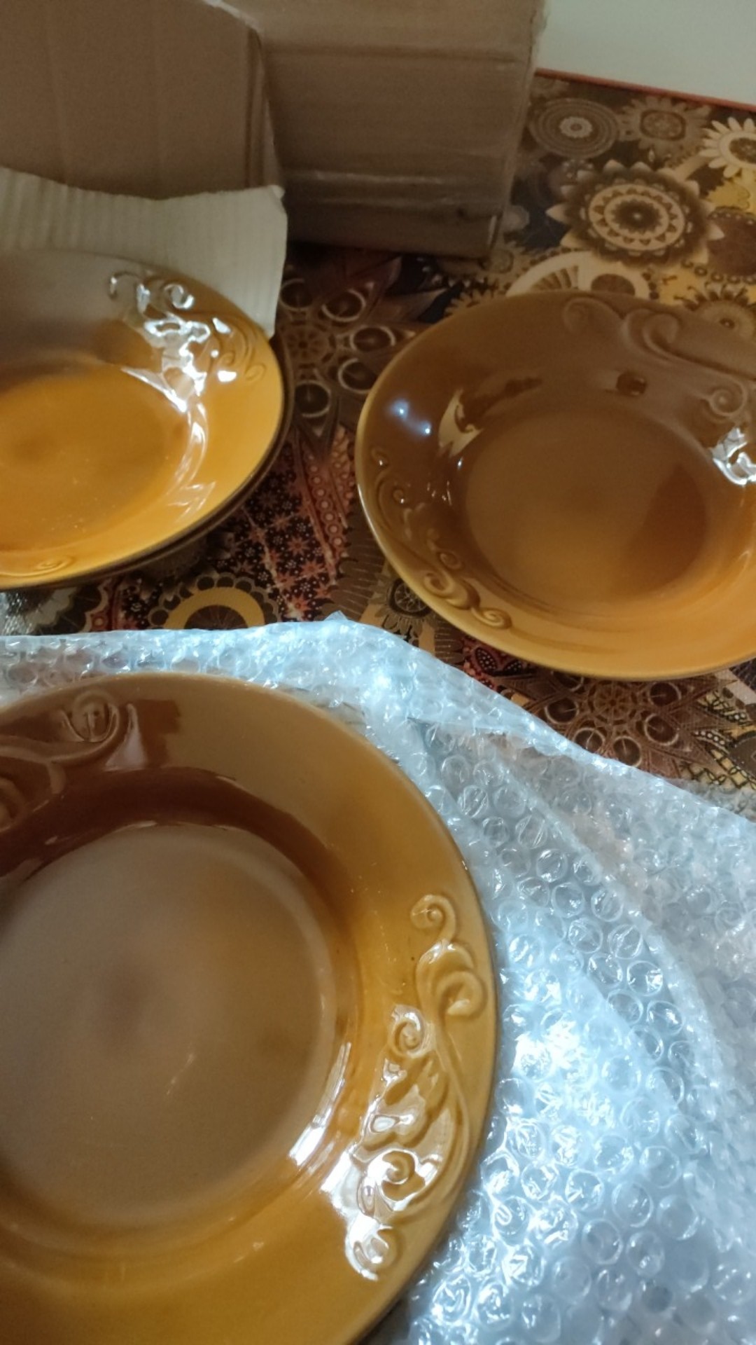 Serbu Murah - Set 6 Pcs - Piring Keramik Lucky Emboss Bunga 9- Piring Cantik -  Piring Kaca