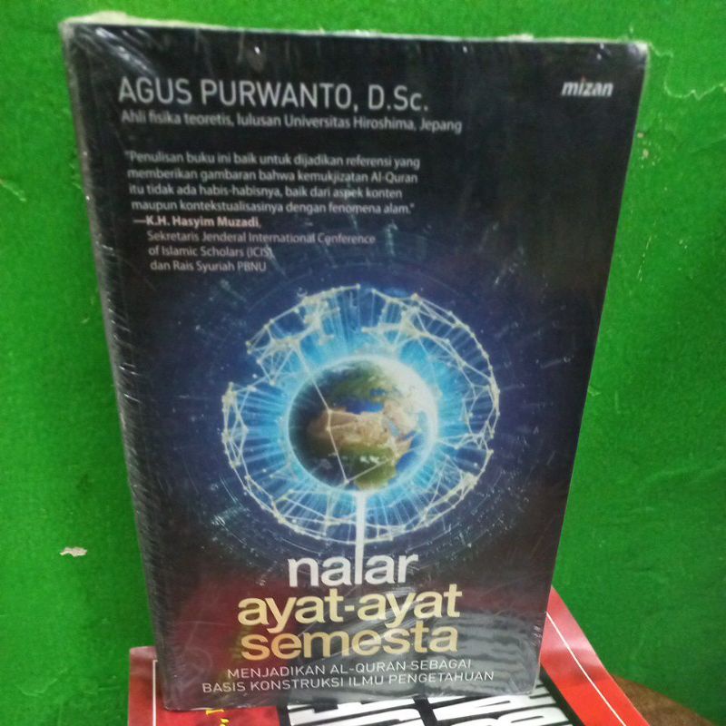 Buku NALAR AYAT-AYAT SEMESTA