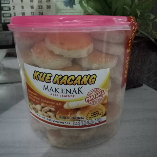 

Kue kacang Mak Enak