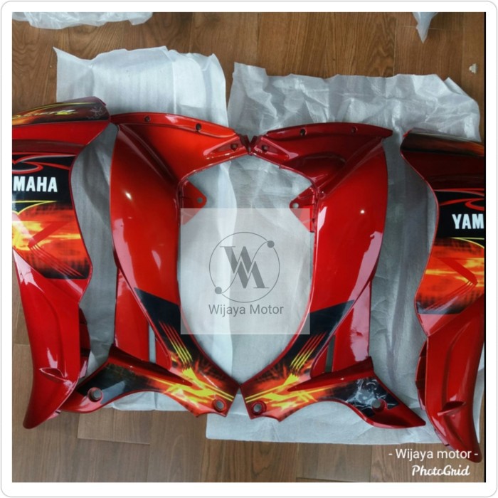 sayap luar dalam Jupiter z burhan