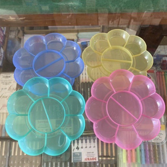 

Palette / Palet / Piring Cat Air Warna Warni