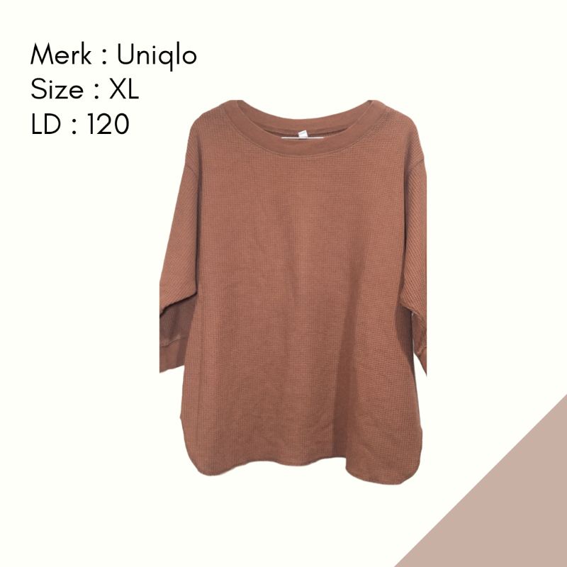 KAOS UNIQLO XL