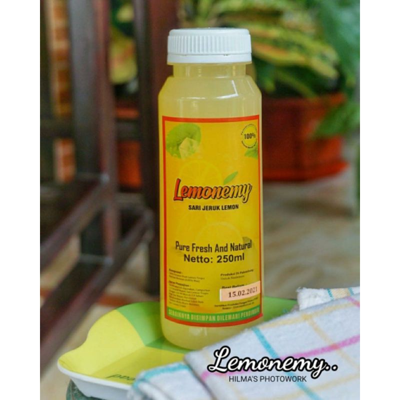 

JUS SARILEMON SARI LEMON MURNI LEMONEMY SARI JERUK LEMON JUS PELANGSING LEMON MURNI TANPA CAMPURAN