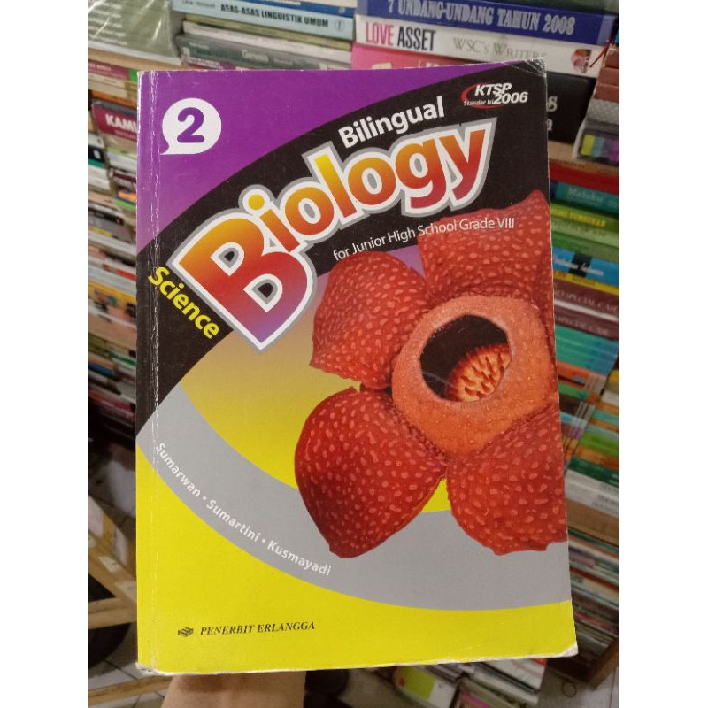Biology Bilingual 8 SMP.