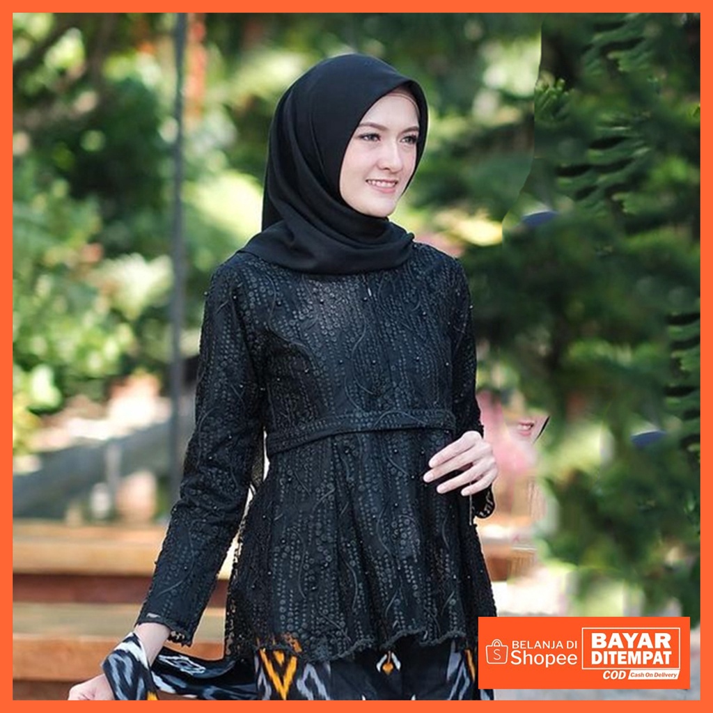 Kebaya Brukat Kebaya Kurung Brukat Kebaya Tunik Brukat Kebaya Modern Kebaya Wisuda Termurah Atasan Kebaya Murah-Bella Hitam