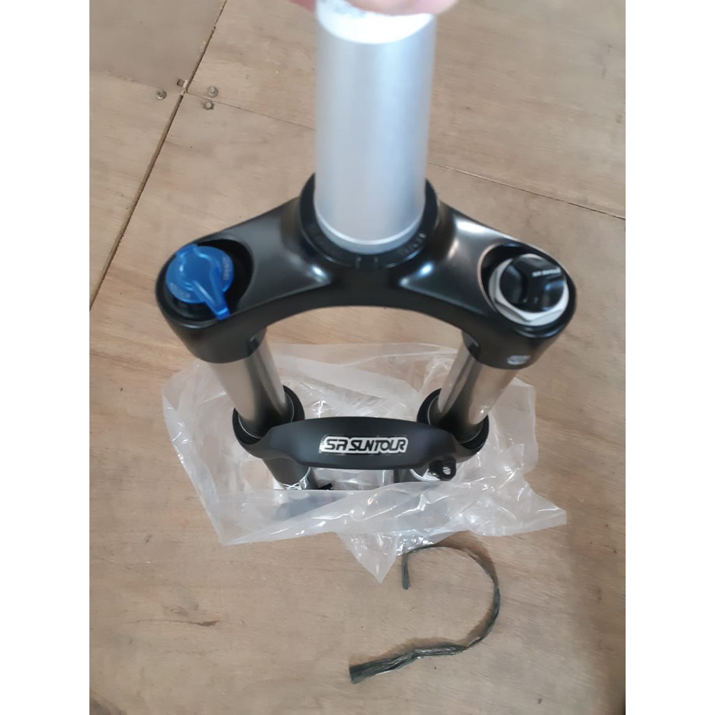 Fork Suntour XCR32 27.5 Air LOCK T120 Tapper QR black New 2020