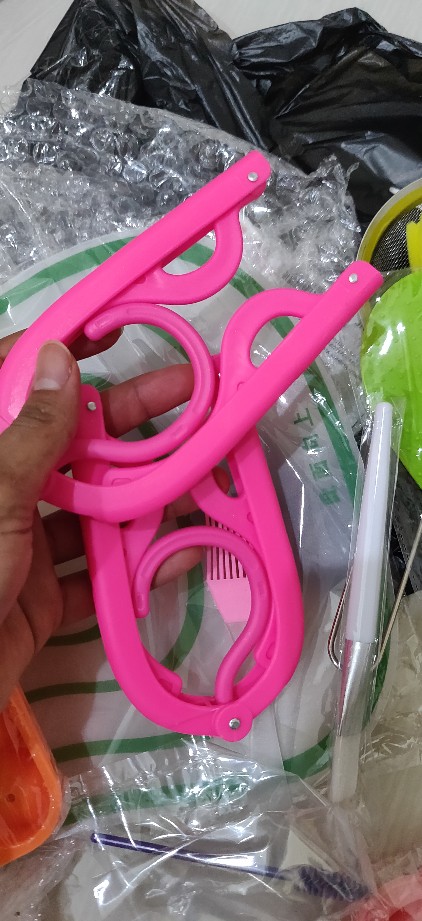 Gantungan Baju Lipat