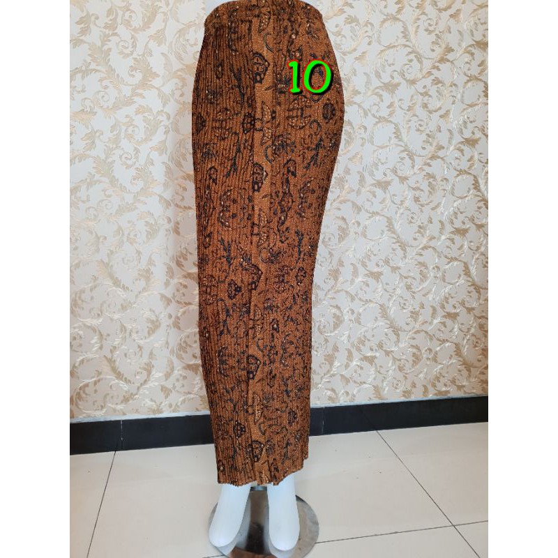 ROK PLISKET BATIK WIRU