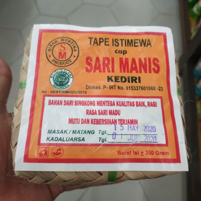 

Tape singkong istimewa cap sari manis.