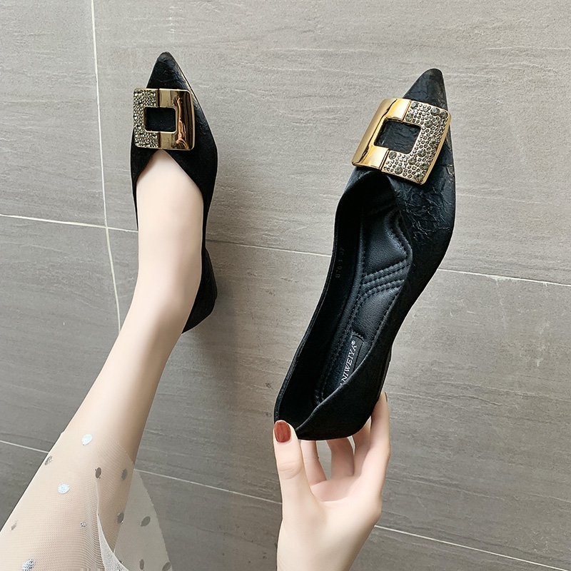 xjo-658, sepatu gunung wanita import dan fashion .sepatu flat cantik korea model 5015