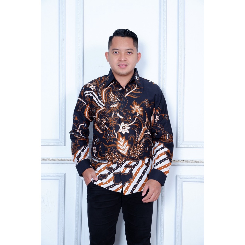 Batik pria lengan panjang MERAK HITAM  modern  ORIGINAL BAJU PREMIUM KEKINIAN SOLO MURAH TERBARU