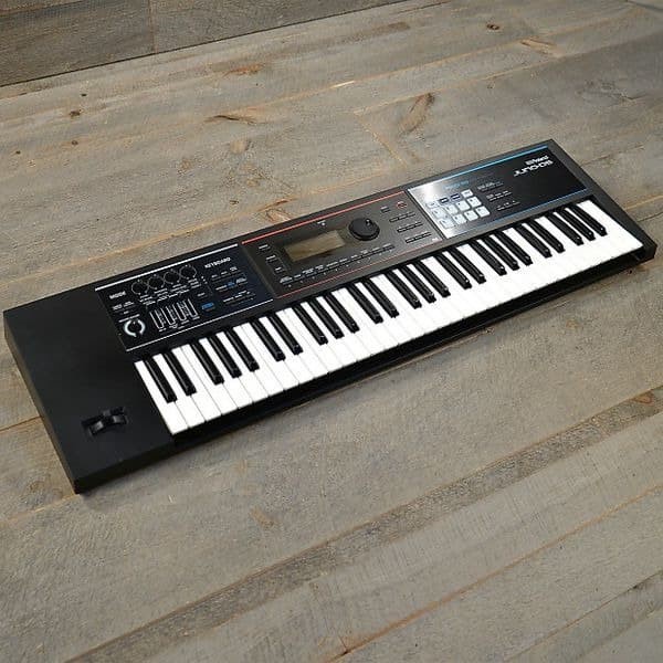 Keyboard Roland Juno DS88 / DS 88 / DS-88 Synthesizer Original