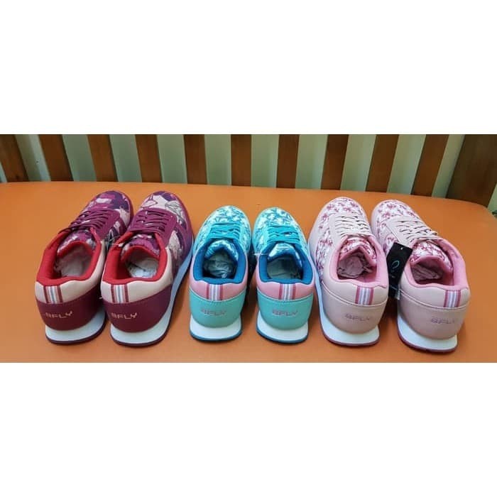Sepatu RUNNING BFLY Woman Bagus Menarik Kuat Terjangkau