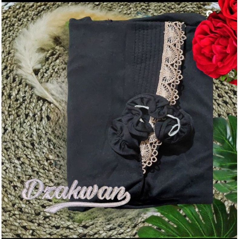 Jilbab instan syar'i sajidah jumbo jersey renda-Hitam