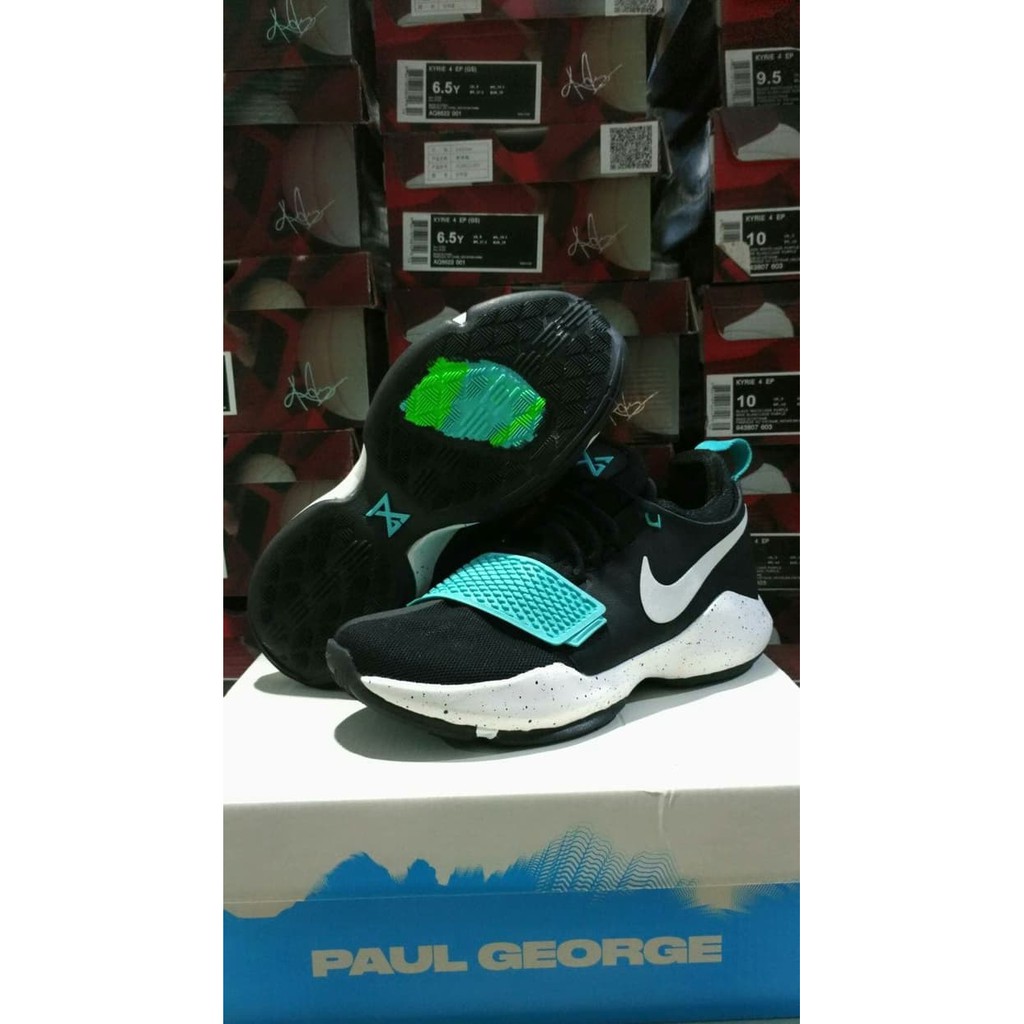 (FREE TALI SEPATU) SEPATU BASKET NIKE PAUL GEORGE 1 BLOCKBUSTER / PG 1