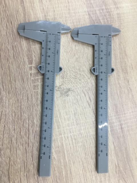 Jangka Sorong Plastik Murah Manual