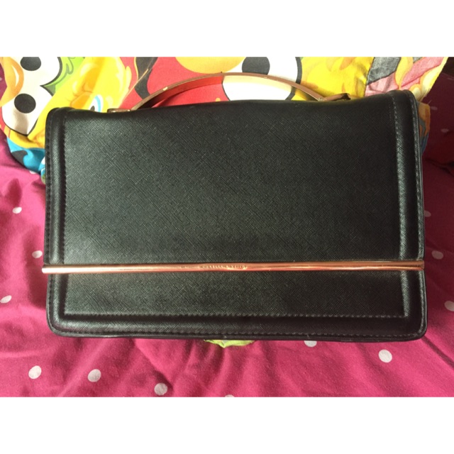 Tas Charles & Keith (preloved)