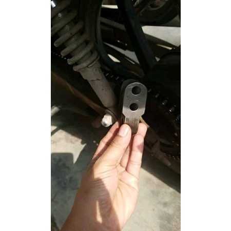 peninggi shock belakang bebek