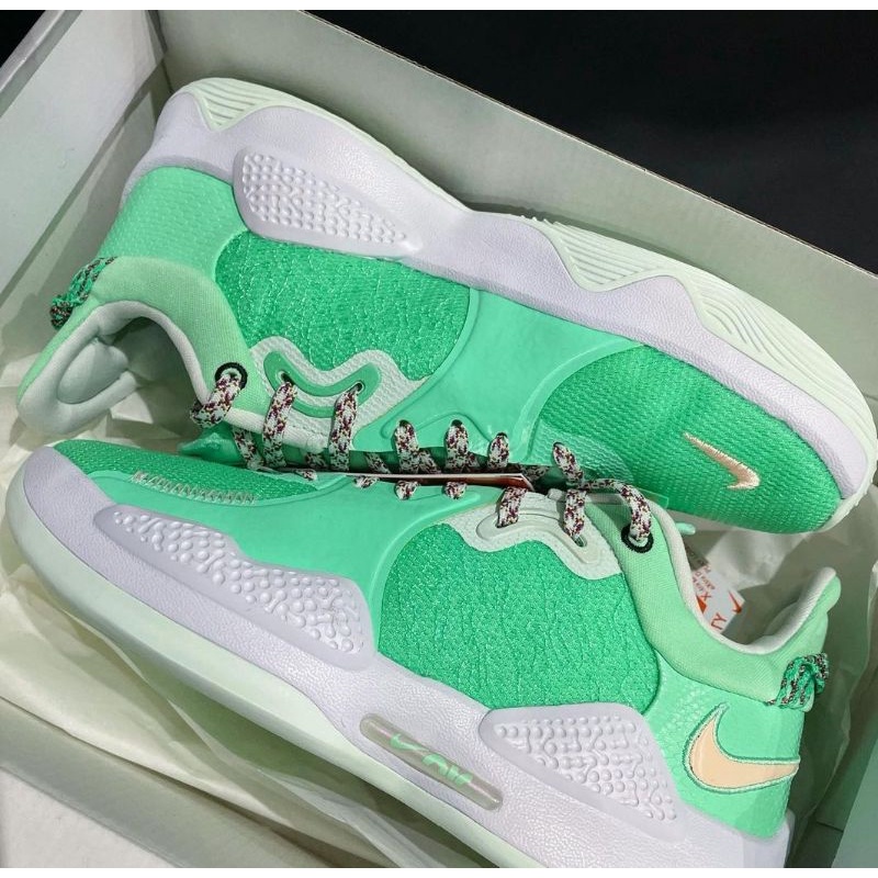 nike pg 5 play for the future