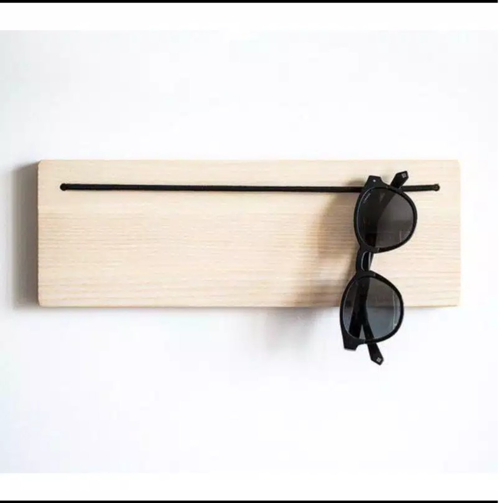 Rak display kacamata kayu