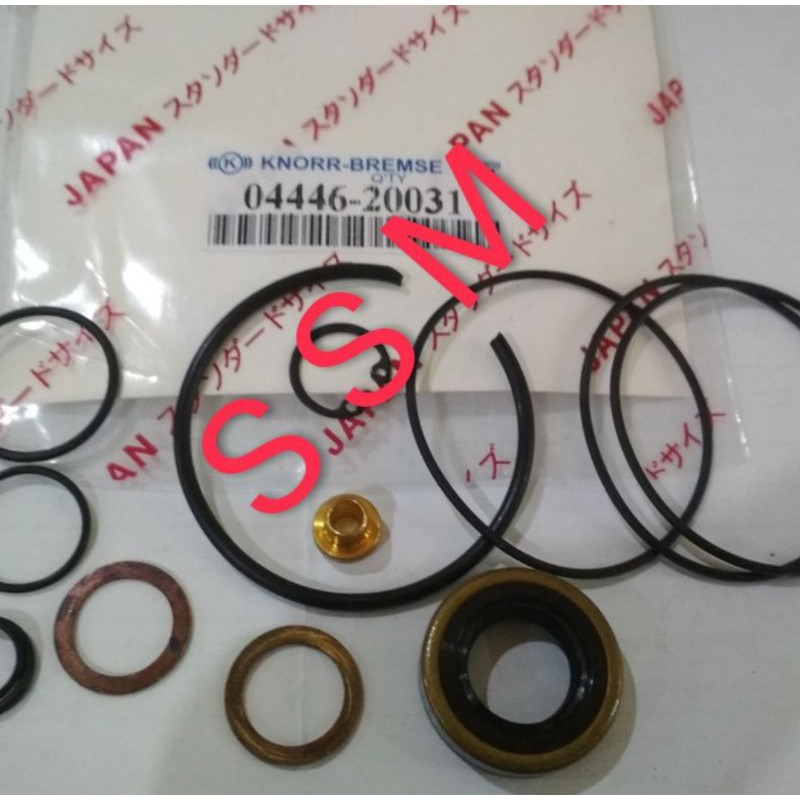 SEAL POMPA POWER STEERING ATAS TOYOTA CORONA ABSOLUTE MADE IN JAPAN
