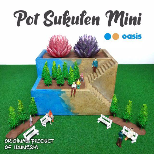 Pot Kaktus Sukulen Persegi Unik Bentuk Tangga