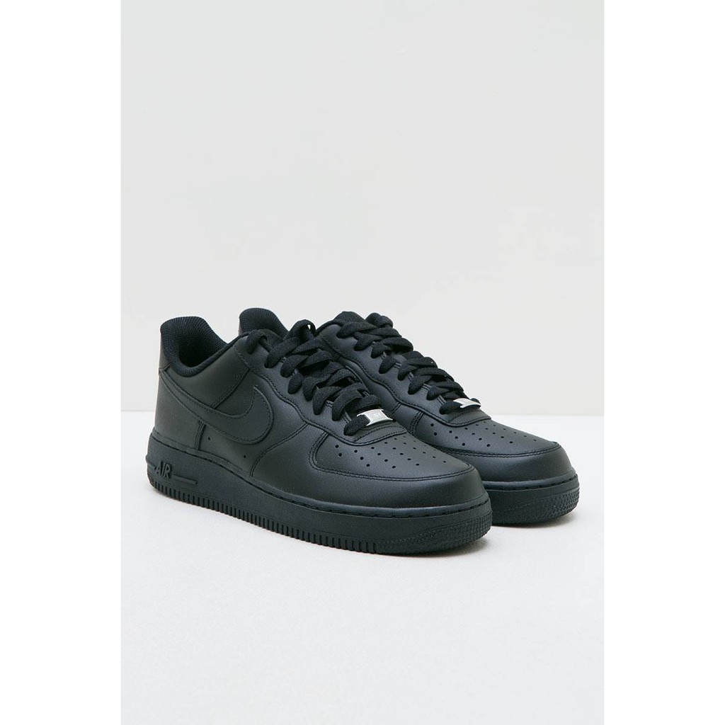 nike air force 1 black harga