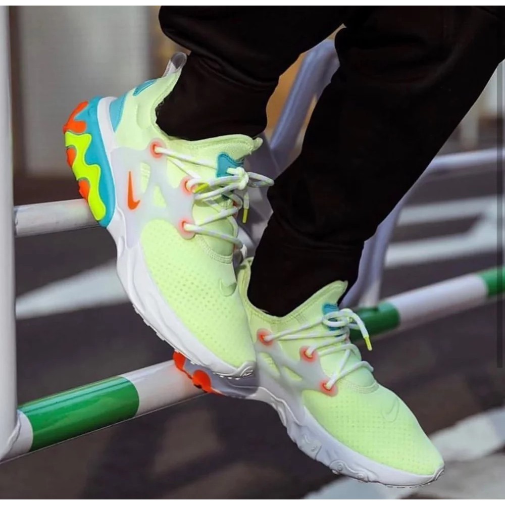 nike presto react desert ore