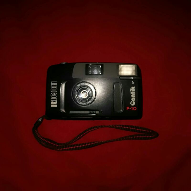 kamera analog Ricoh f-10 cantik 35mm