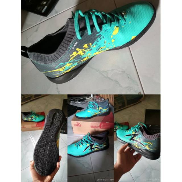 minus 2x pakai. Sepatu futsal specs cyanide TNT 19 FS 400813 - Riviera ORIGINAL UK 39