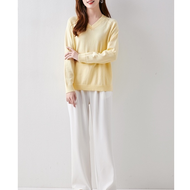 【Elegant】Korean V-neck Blouse 2332