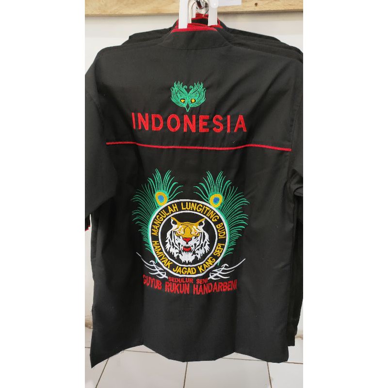baju macan putih Ponorogo