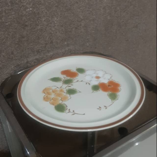 PIRING MAKAN KERAMIK BESAR 07