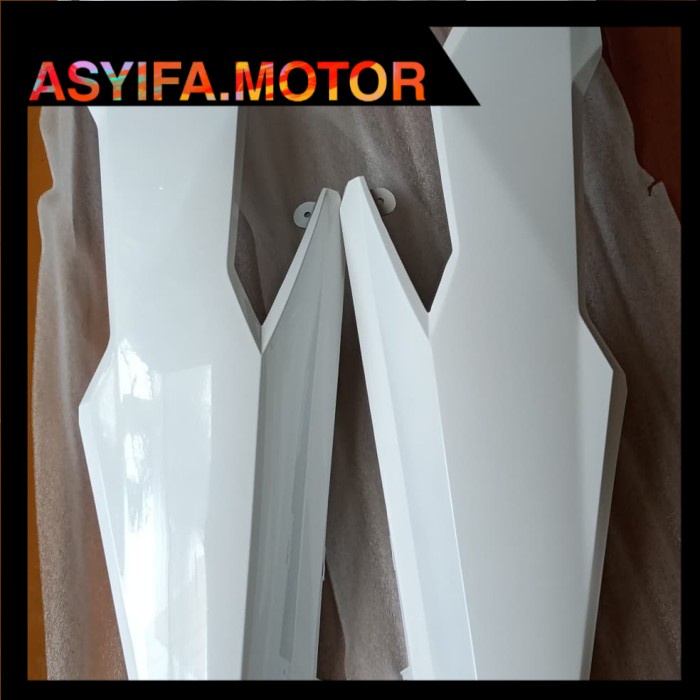 body belakang Beat New Beat Street putih polos