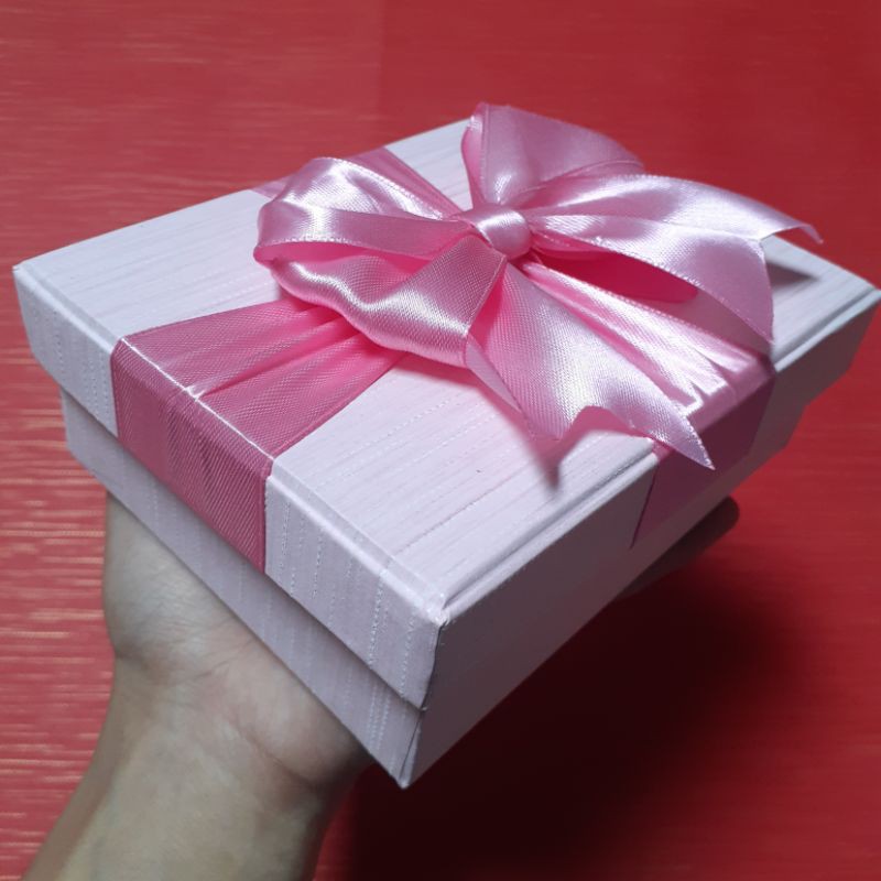 Box Kado Spesial HardBox Custom Customer Warna dan Ukuran Volume 2 Kg
