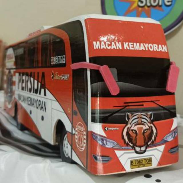 Miniatur Bus bis / mainan bus bis  persija shd