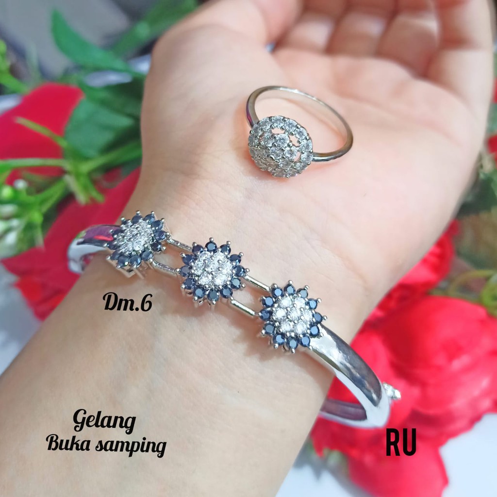 Gelang Dewasa TITANIUM Buka Samping free Cincin Dewasa perhiasan wanita (COD)