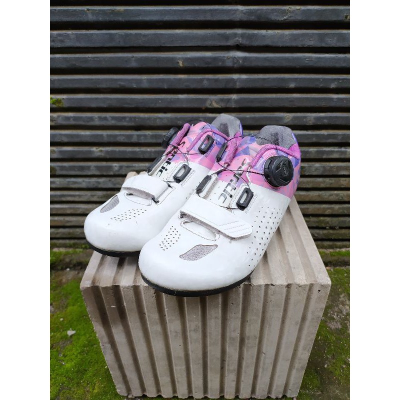 sepatu santic non cleat women size 37 roadbike mtb