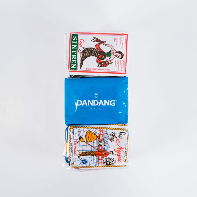 

NasGiTel khas angkringan Solo