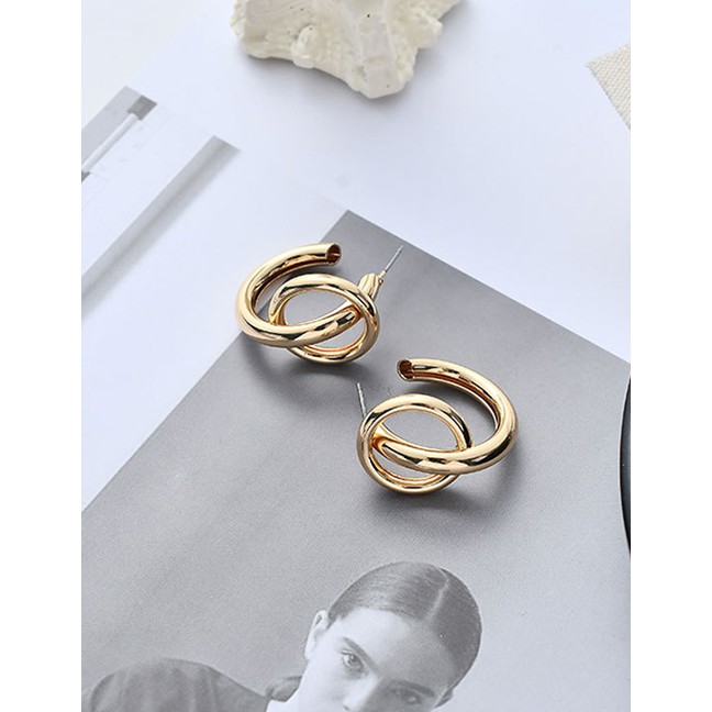 LRC Anting Tusuk Fashion Golden Metal Double Round Earrings D73210