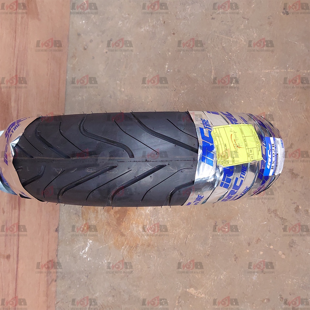 IRC 150/70-17 RX-02 Road Winner Ban Luar Tubeless Belakang Motor Sport Yamaha Honda Kawasaki Universal Rear