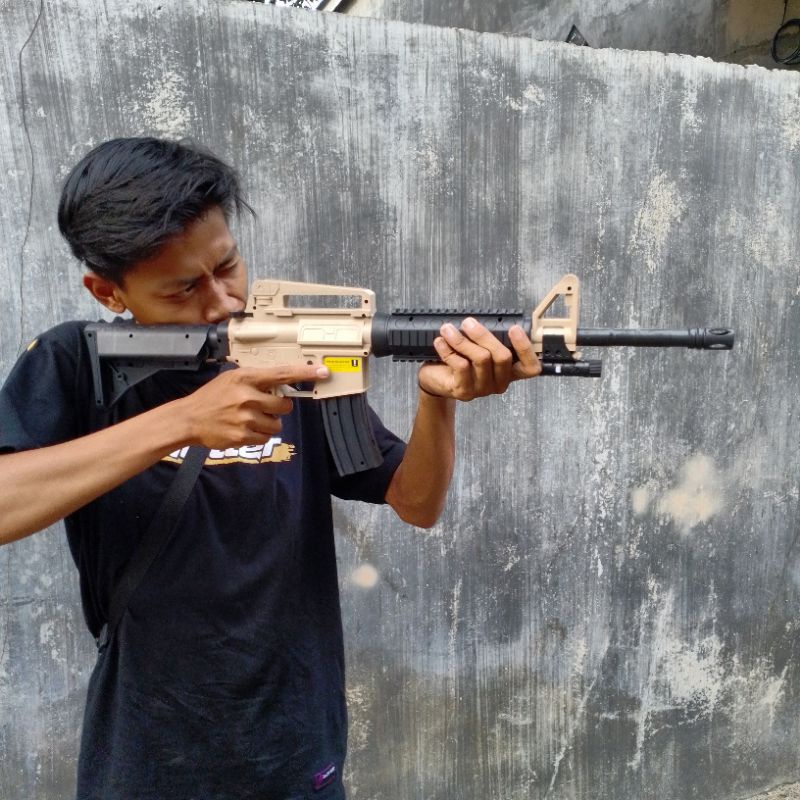 MAINAN ANAK REPLIKA PLASTIK D'COBRA M15 WARNA TAN