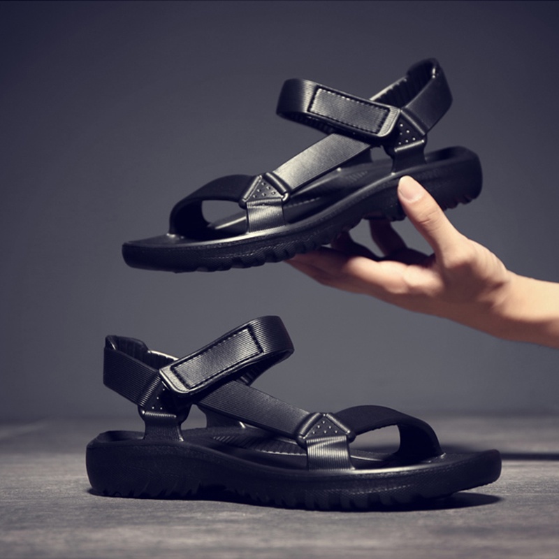 Sandal Gunung Pria Kekinian Elastis Anti Air dan Fleksibel