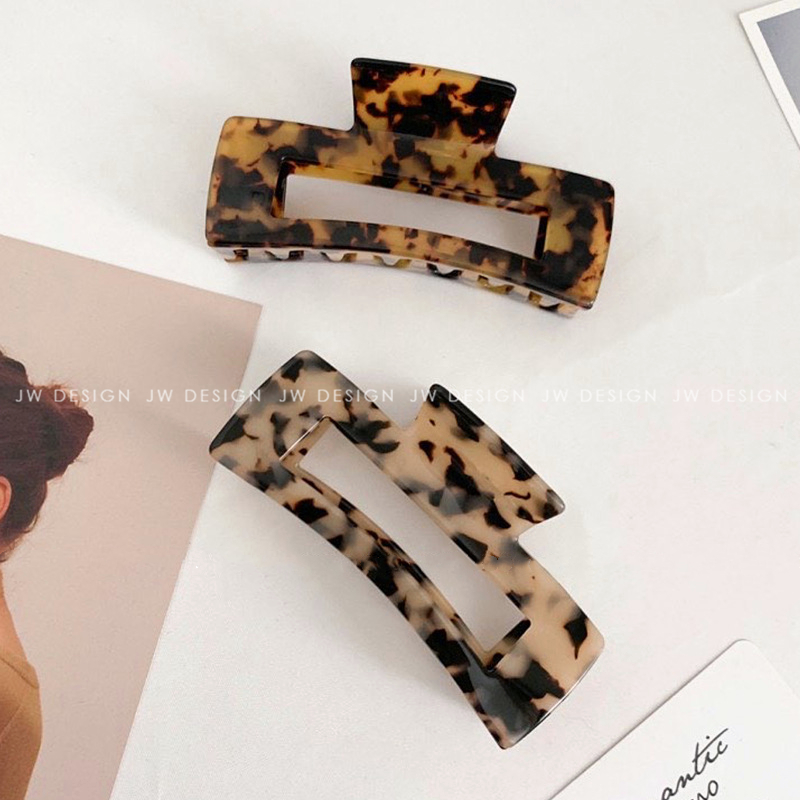 Jepit Rambut Motif Print Leopard Gaya Korea