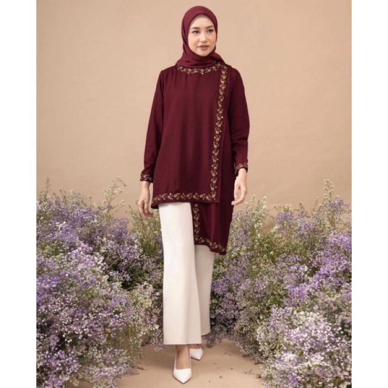 Preloved Zalina tunik Heaven lights