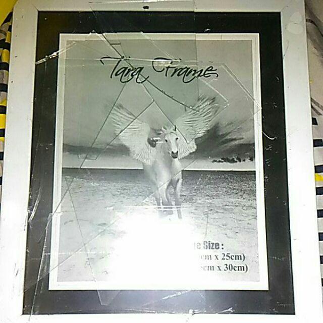 Frame Bingkai Pigura Foto Minimalis 10r Uk 25x30cm