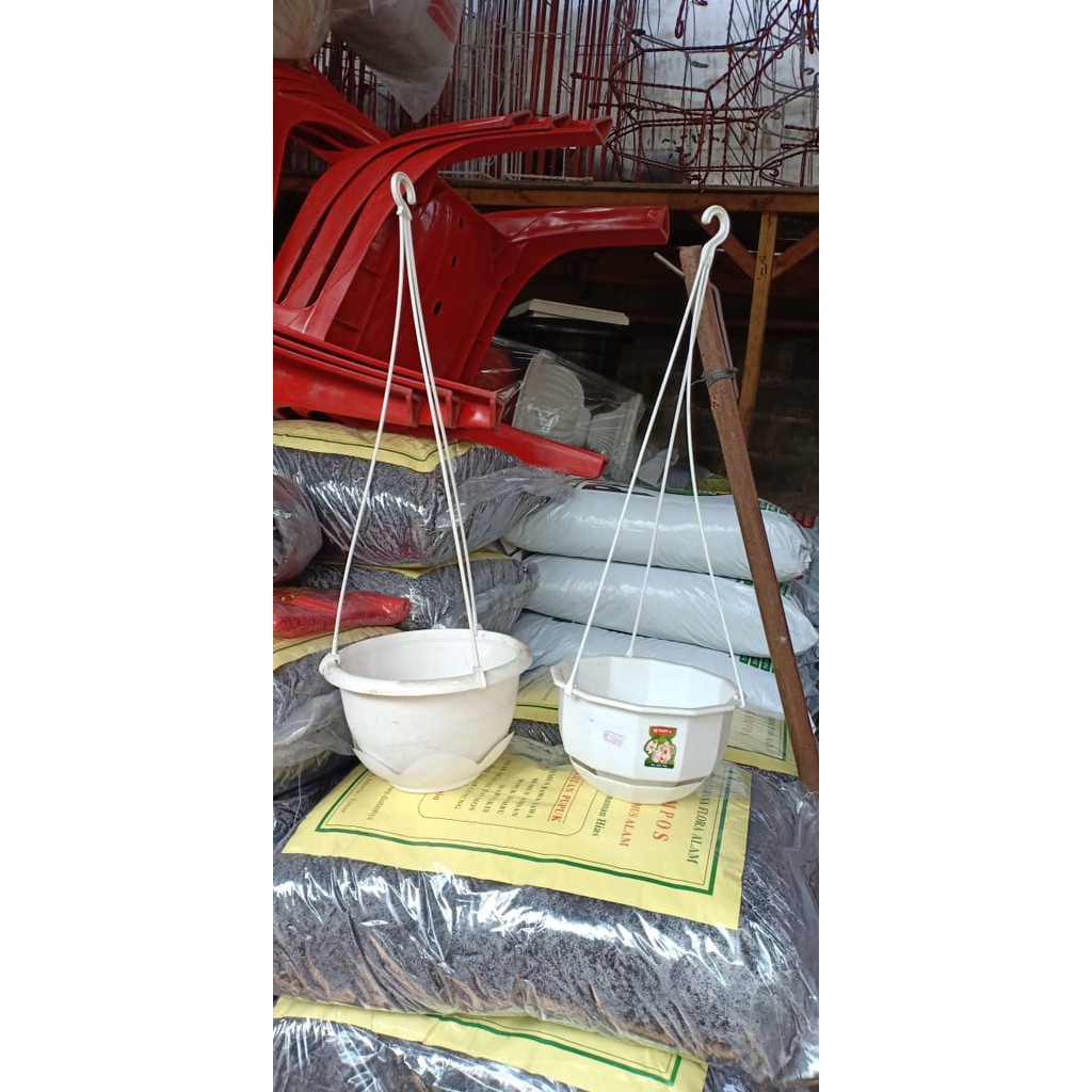 Pot Bunga Gantung Putih + Tatakan Limited