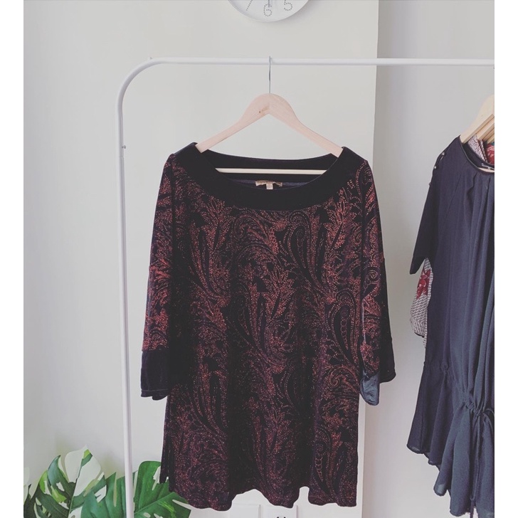 Preloved Classic Blouse