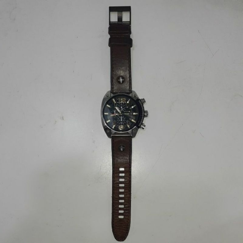 Jam Pria Diesel Keren